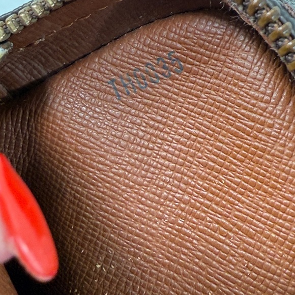 Louis Vuitton Brown Crossbody Bag - Picture 14 of 15